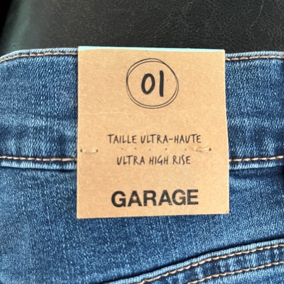 Garage Jeans - Picture 2 of 4